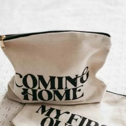 Bencer And Hazlenut Outfit Bags - Coming Home