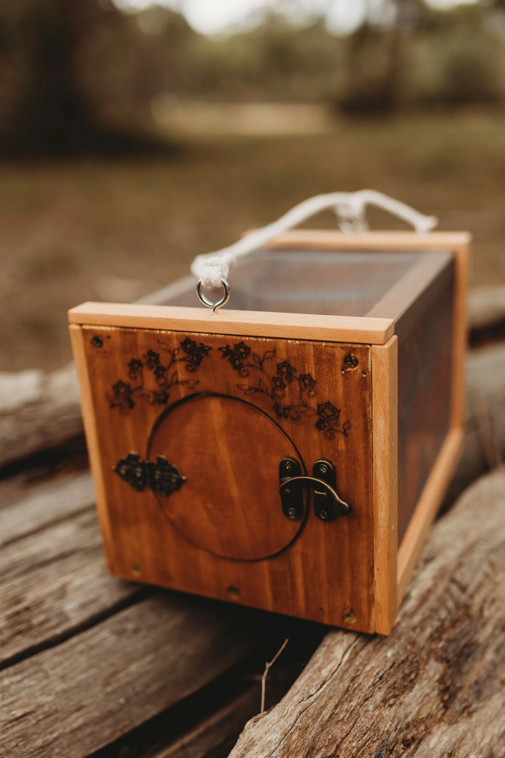 Nestling & Nook The Insect Home - Image 5