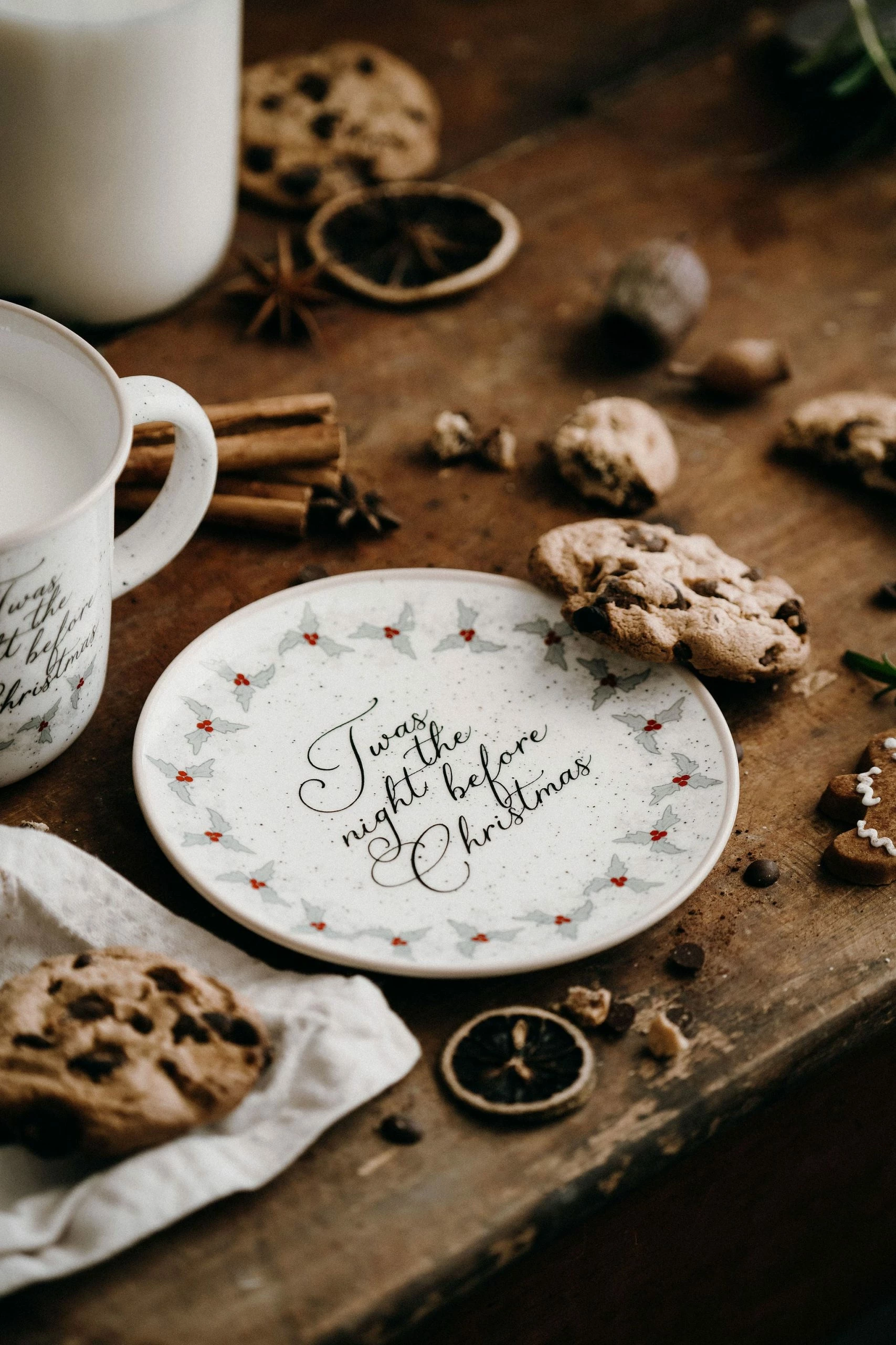 Bencer And Hazelnut Twas The Night Plate - Image 4