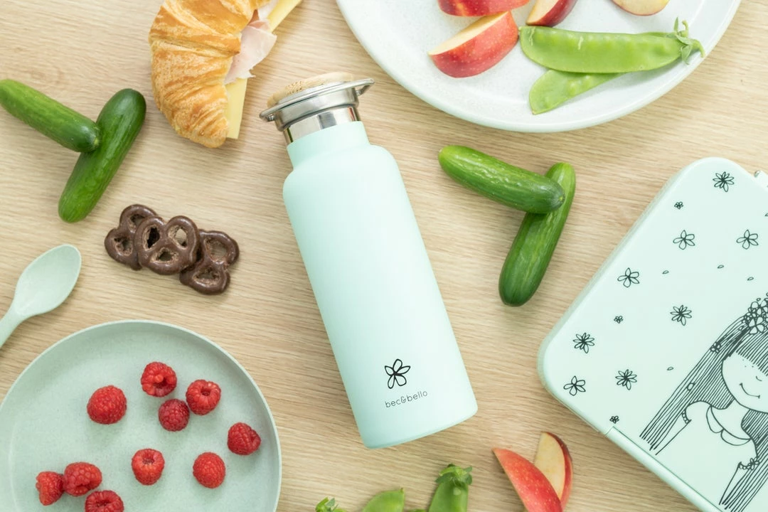 Bec & Bello Daisy Chain Luxe Drink Bottle - Image 4