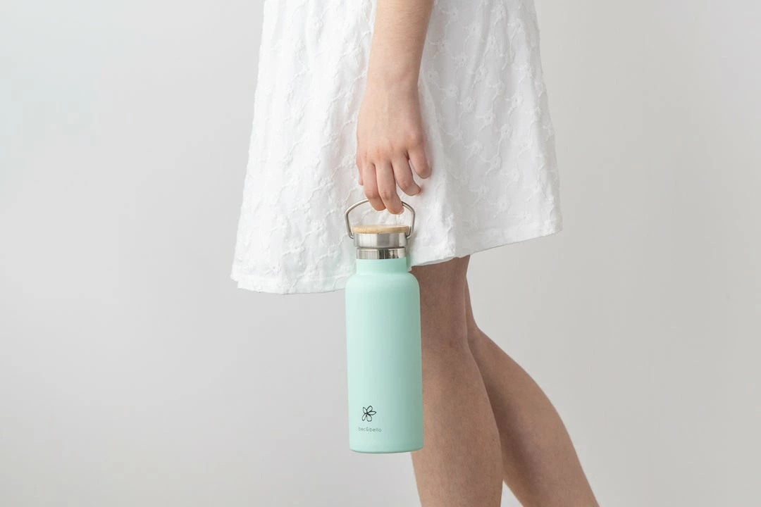 Bec & Bello Daisy Chain Luxe Drink Bottle - Image 3