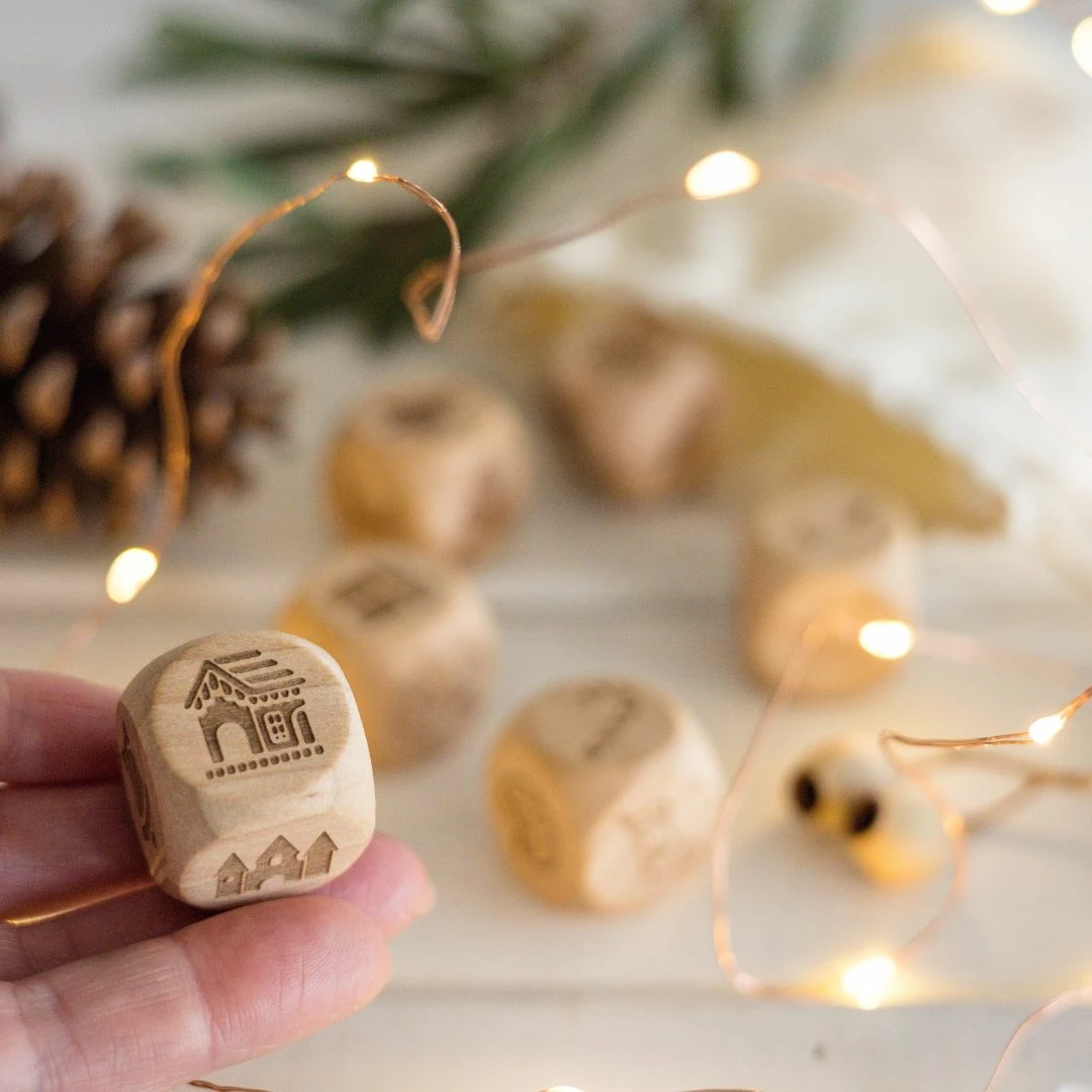 Poppy & Daisy Christmas Story Cubes Mini Eco Bag - Image 4