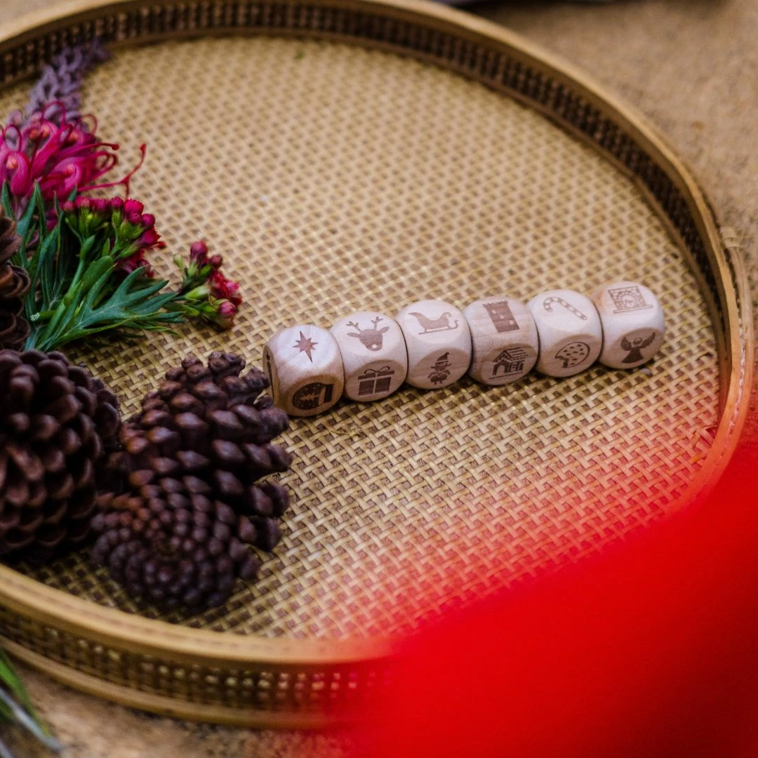 Poppy & Daisy Christmas Story Cubes Mini Eco Bag - Image 3