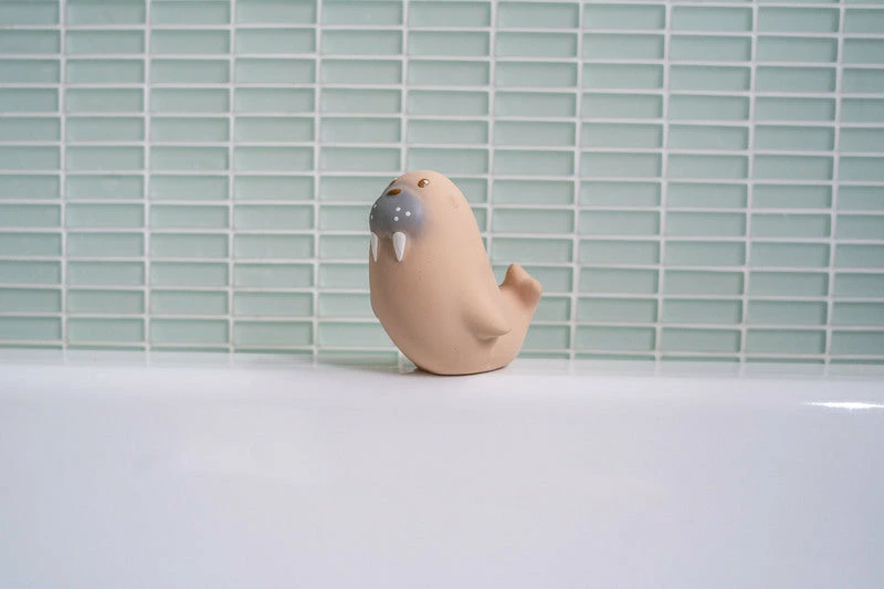 Tikiri Walrus Rubber Artic Animal - Image 4