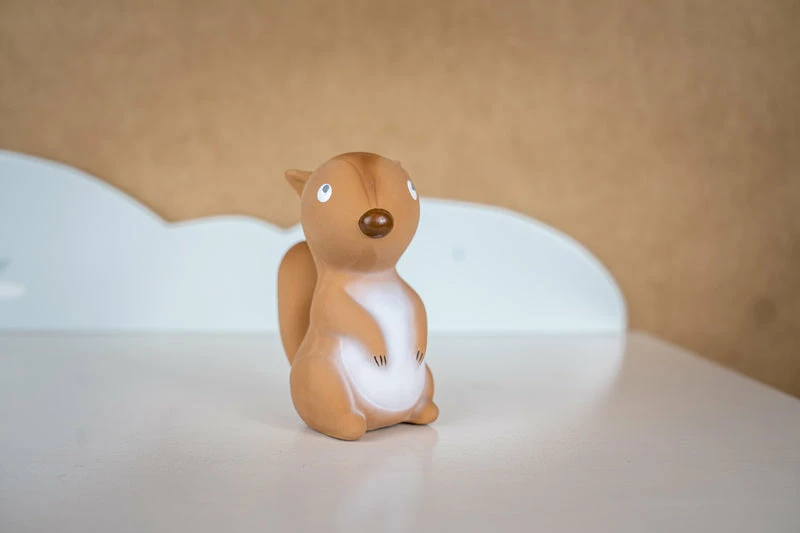 Tikiri Squirrel Rubber Artic Animal - Image 6