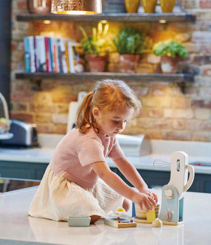 Tender Leaf Toys Home Baking Set - Image 4