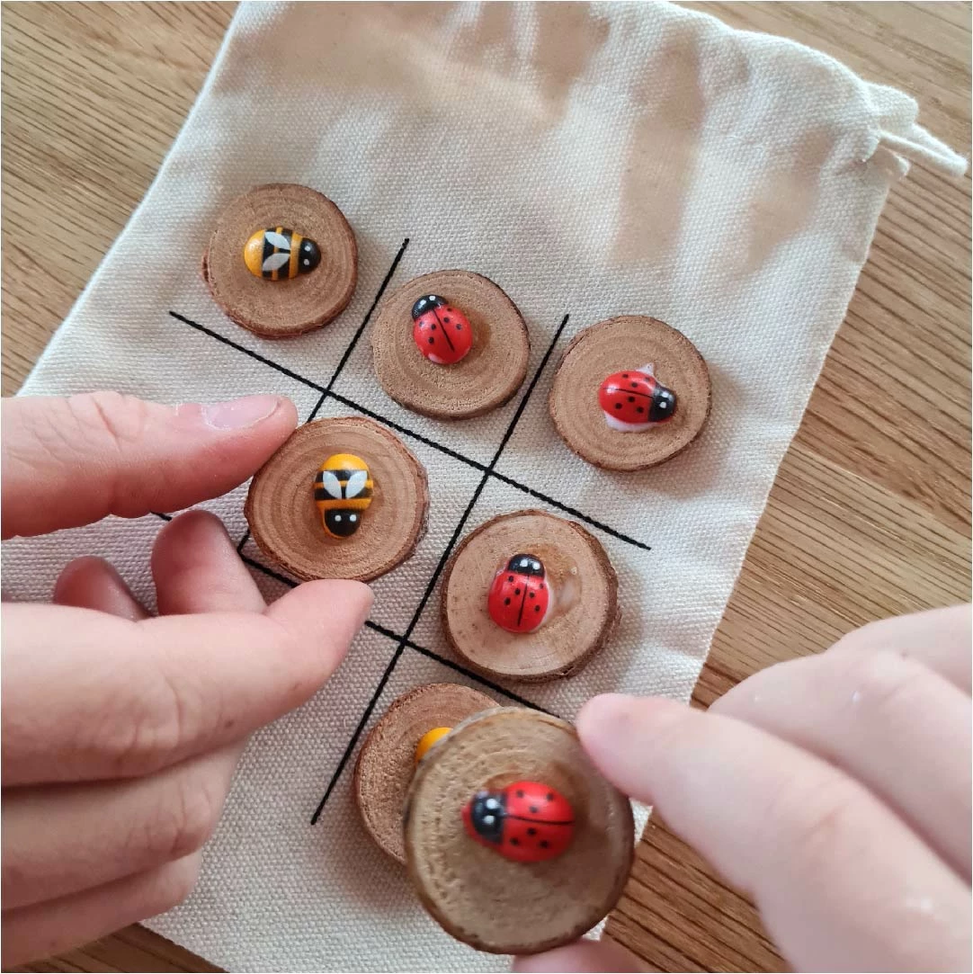 Poppy & Daisy Tic Tac Toe